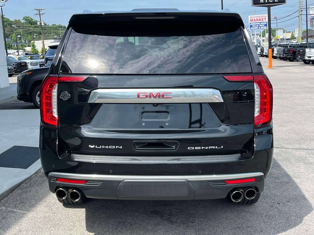 Certified 2023 GMC Yukon XL Denali AWD/4WD image 4