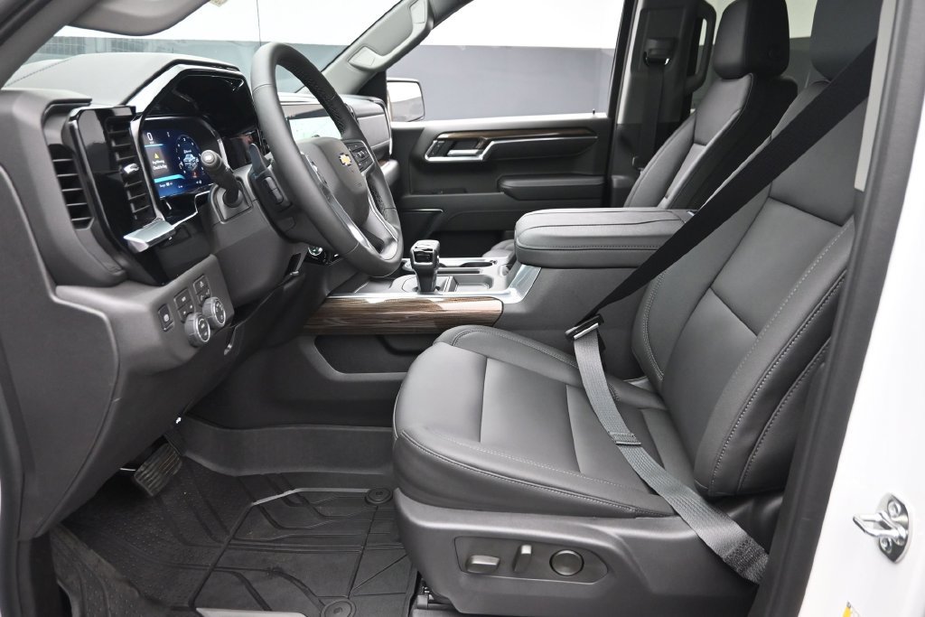 New 2026 Chevrolet Silverado 1500 LT w/ All Star Edition Plus AWD/4WD image 16