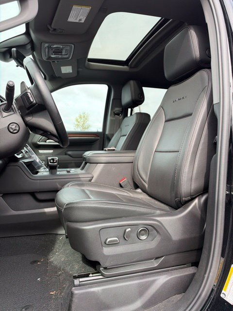 Used 2024 GMC Sierra 1500 Denali w/ Denali Reserve Package AWD/4WD image 14