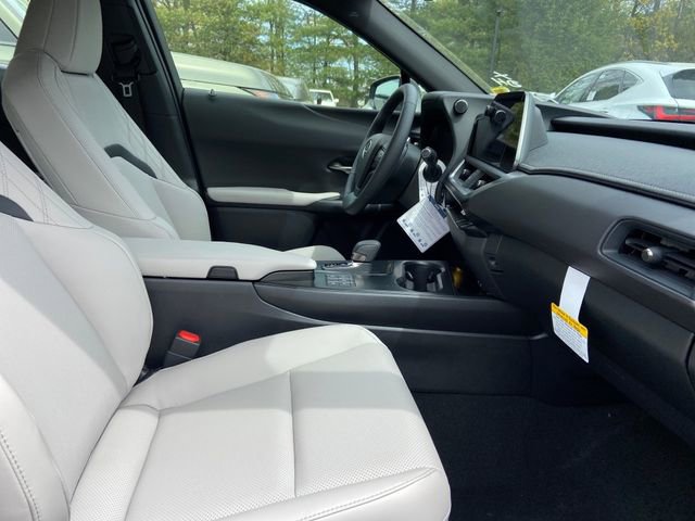 New 2026 Lexus UX 300h AWD image 22