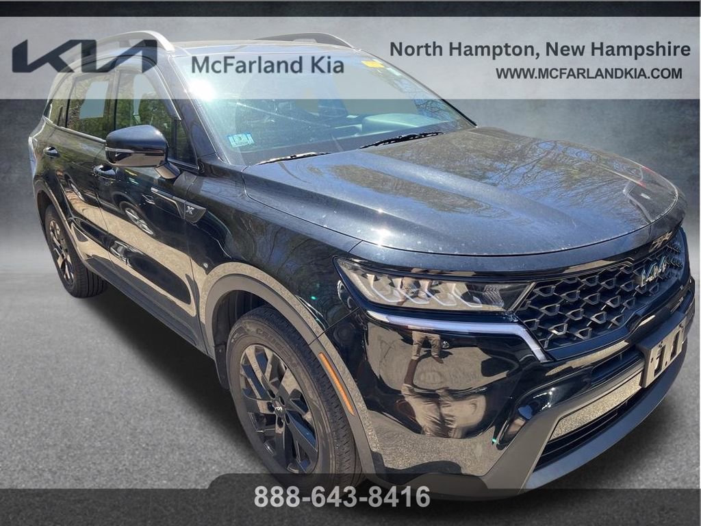 Used 2023 Kia Sorento S w/ Panoramic Sunroof Package AWD/4WD image 3