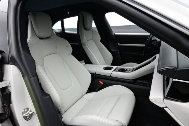 Certified 2023 Porsche Taycan 4S w/ Sport Chrono Package AWD/4WD image 17