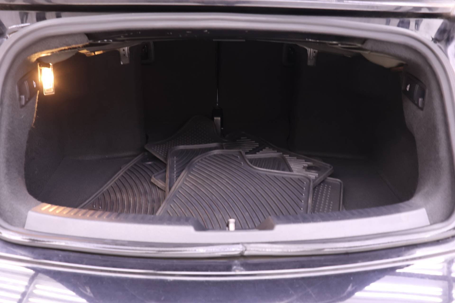 Used 2018 Volkswagen Beetle 2.0T S w/ Style & Comfort Package image 16