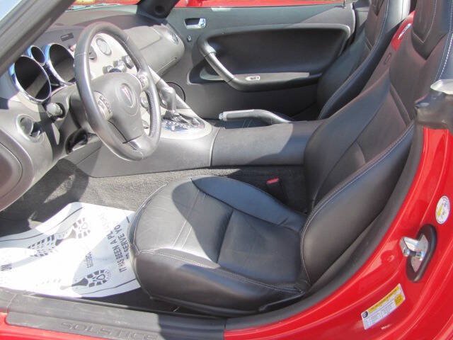 Used 2007 Pontiac Solstice Convertible w/ Premium Package RWD image 17