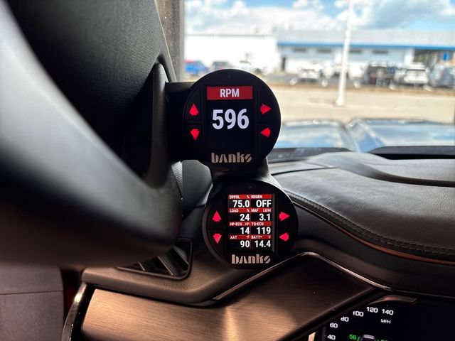 Used 2025 GMC Sierra 2500 AT4 w/ AT4 Premium Plus Package AWD/4WD image 8