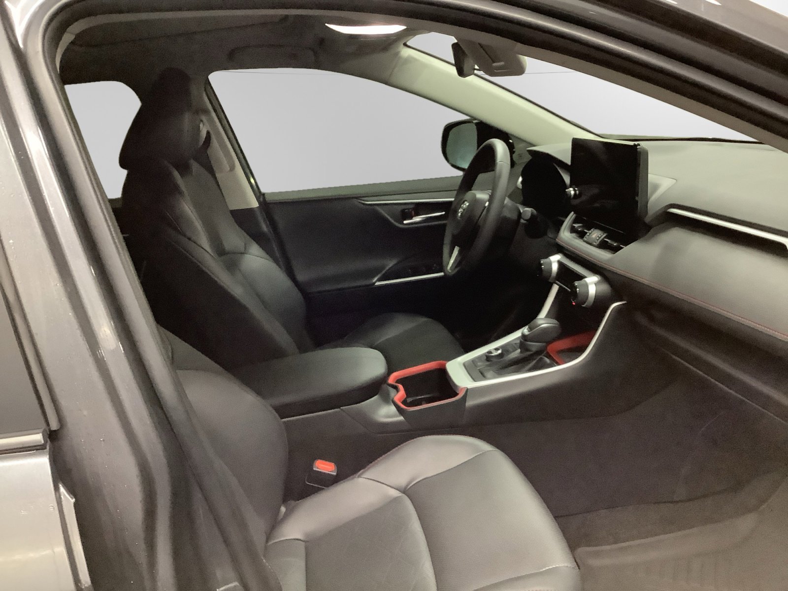 Certified 2024 Toyota RAV4 TRD Off-Road image 15