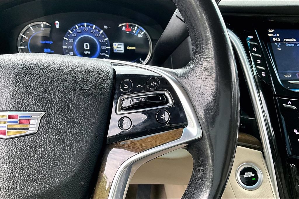 Used 2020 Cadillac Escalade Luxury AWD/4WD image 12