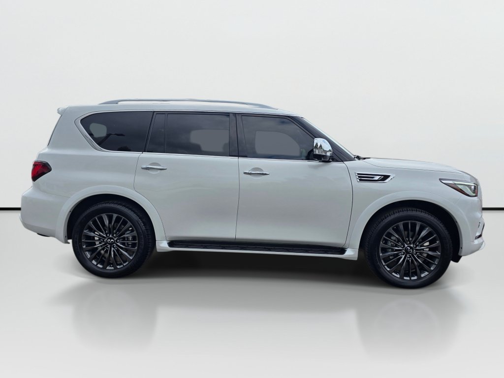 Used 2024 INFINITI QX80 Sensory w/ Cargo Package AWD/4WD image 6