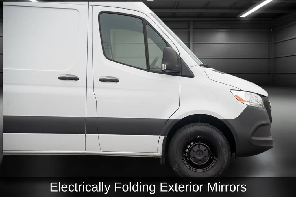 Used 2025 Mercedes-Benz Sprinter 2500 image 11