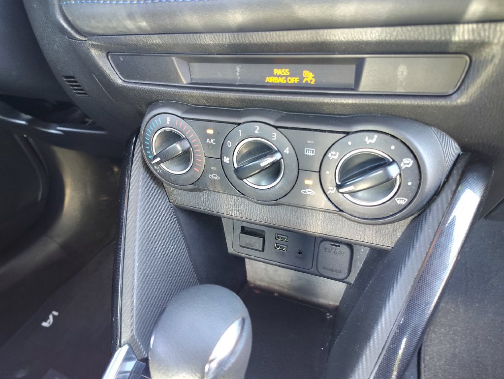 Used 2016 Scion iA FWD image 26