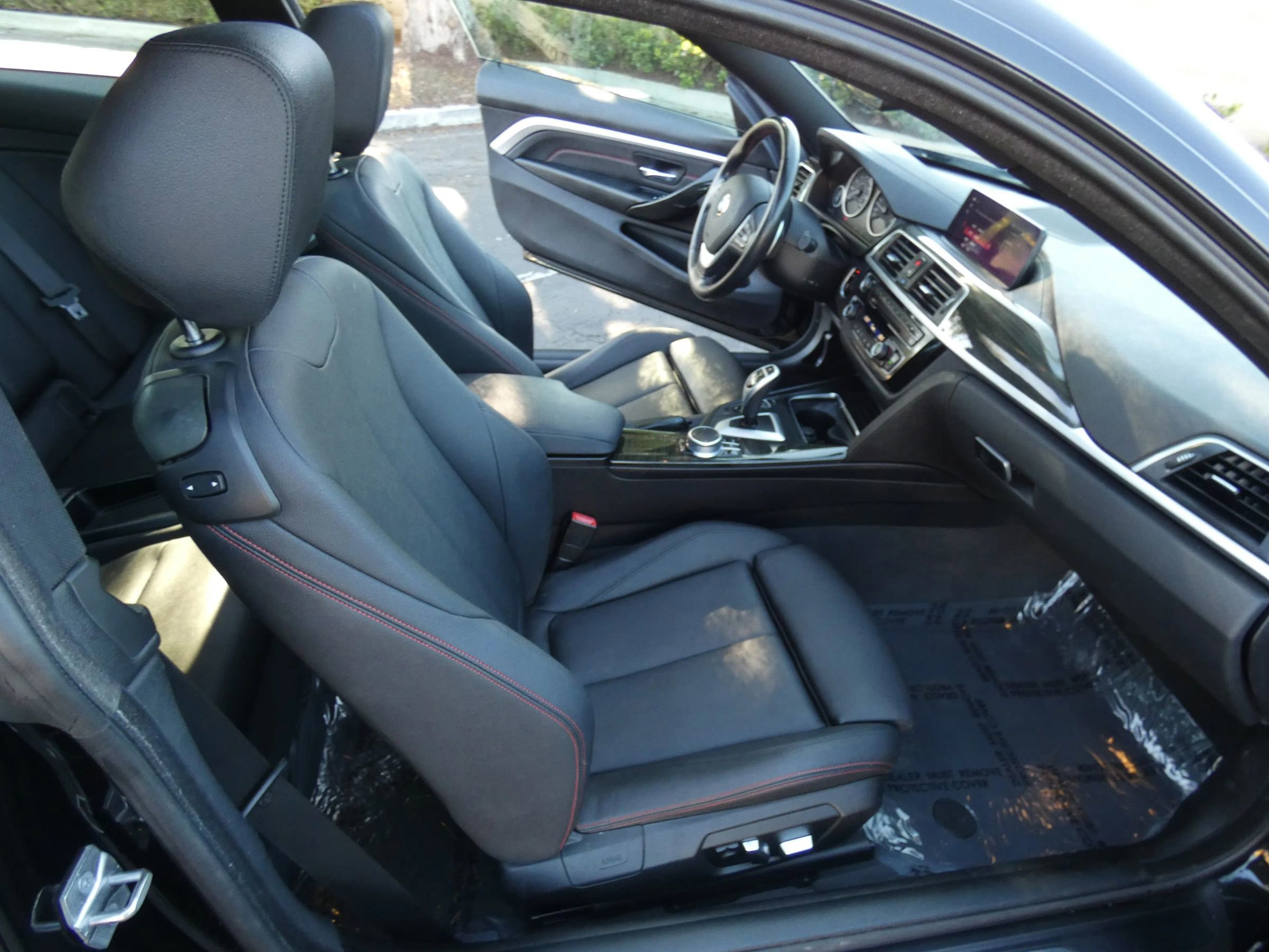 Used 2020 BMW 430i Coupe w/ Convenience Package image 25