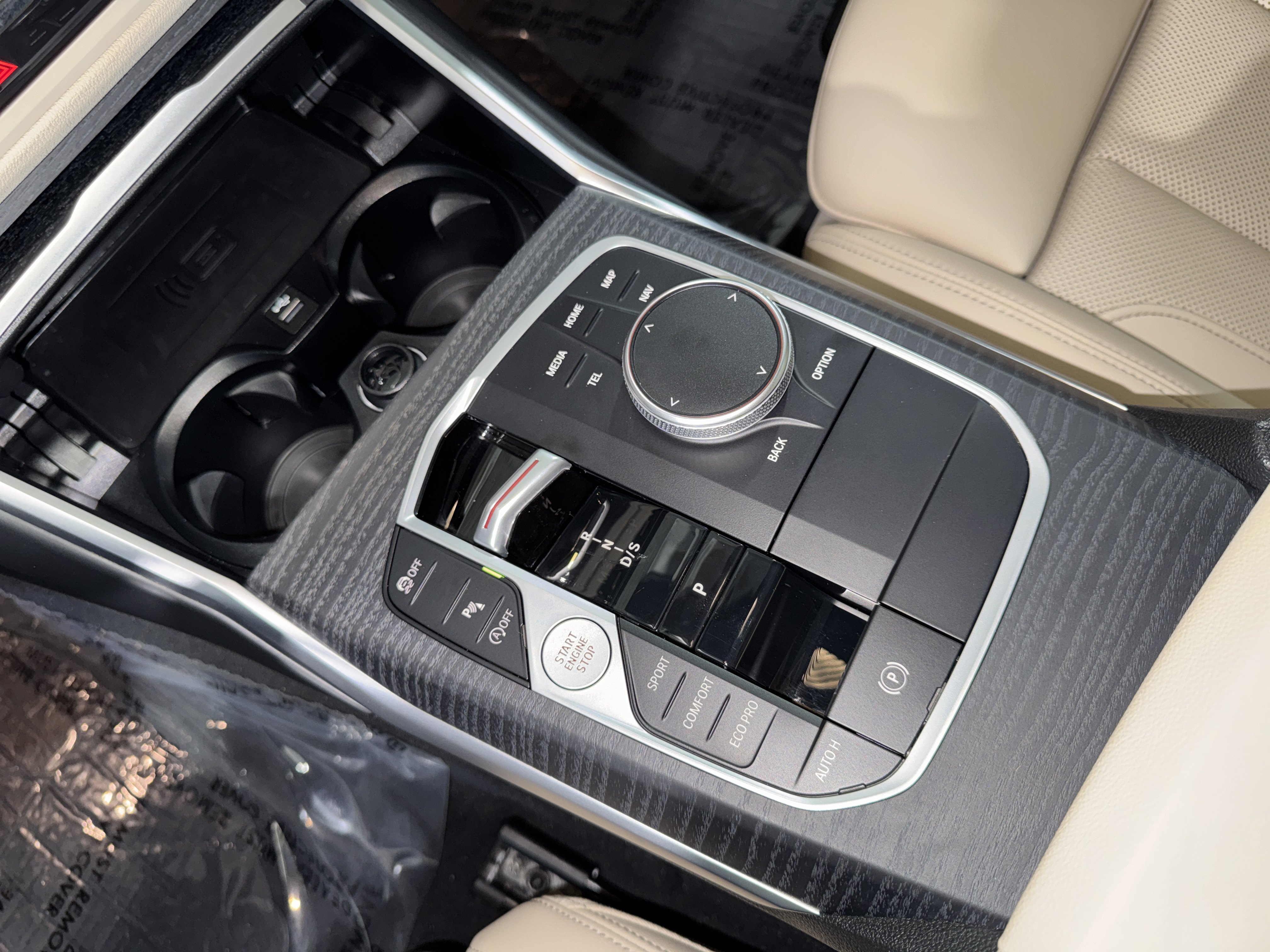 Certified 2026 BMW 330i Sedan w/ Premium Package RWD image 28