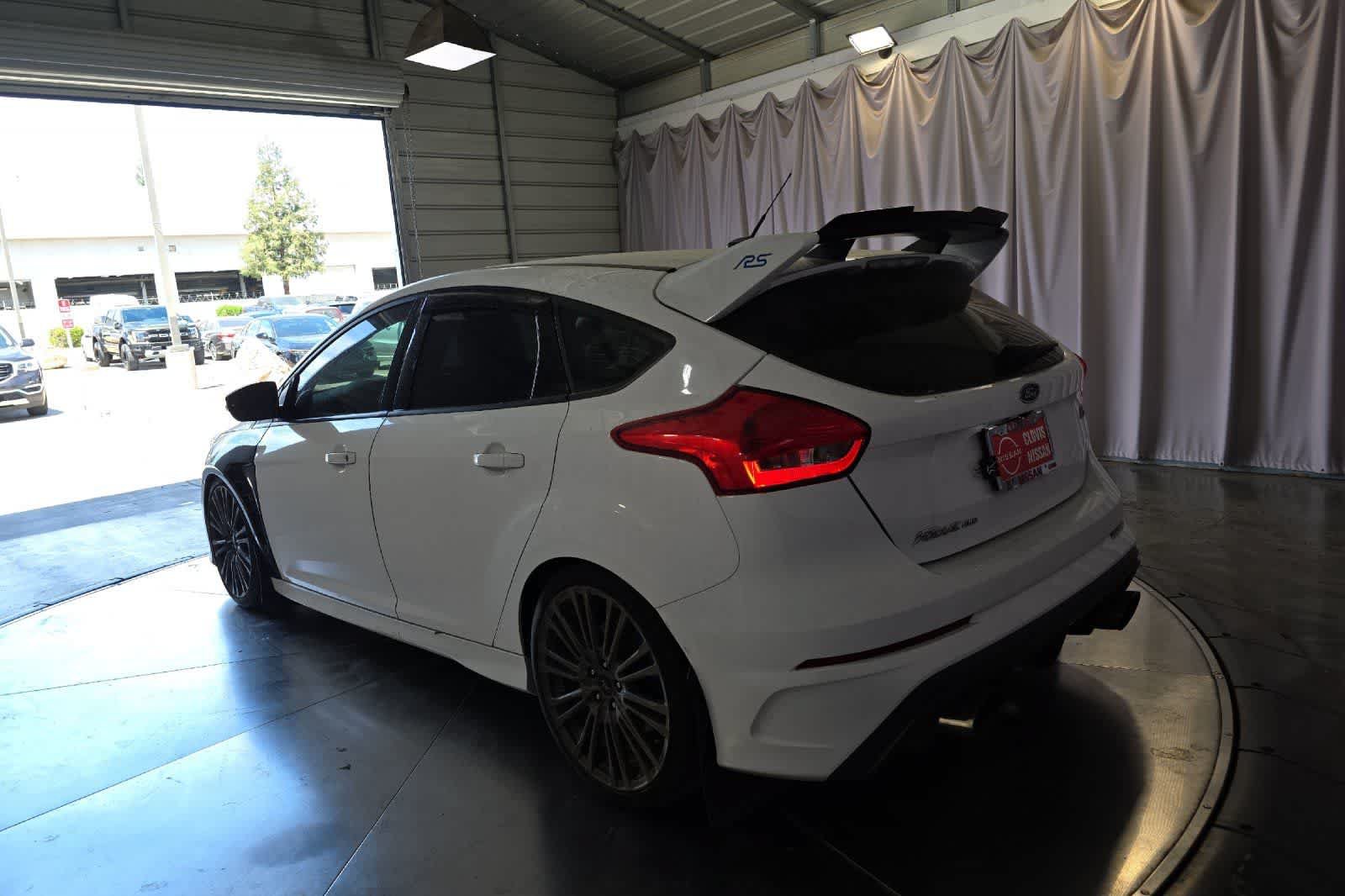 Used 2017 Ford Focus RS AWD/4WD image 7