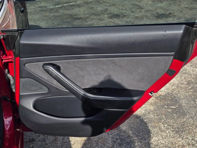 Used 2018 Tesla Model 3 image 15