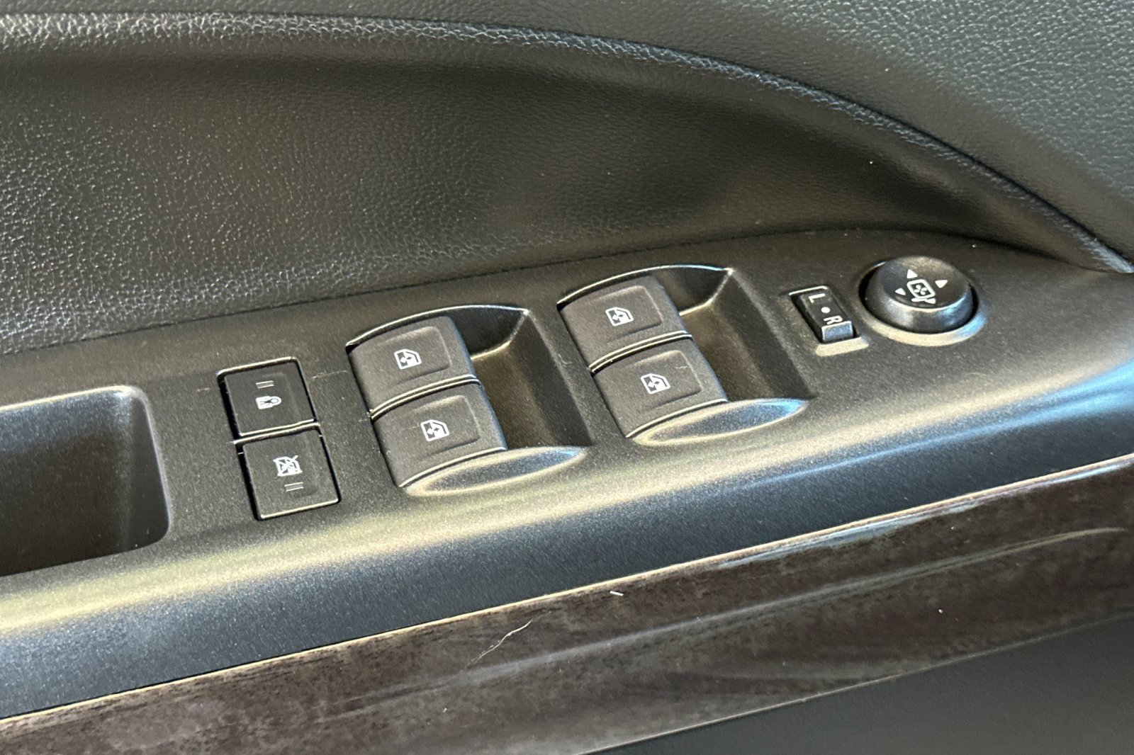 Certified 2022 GMC Canyon Elevation image 12