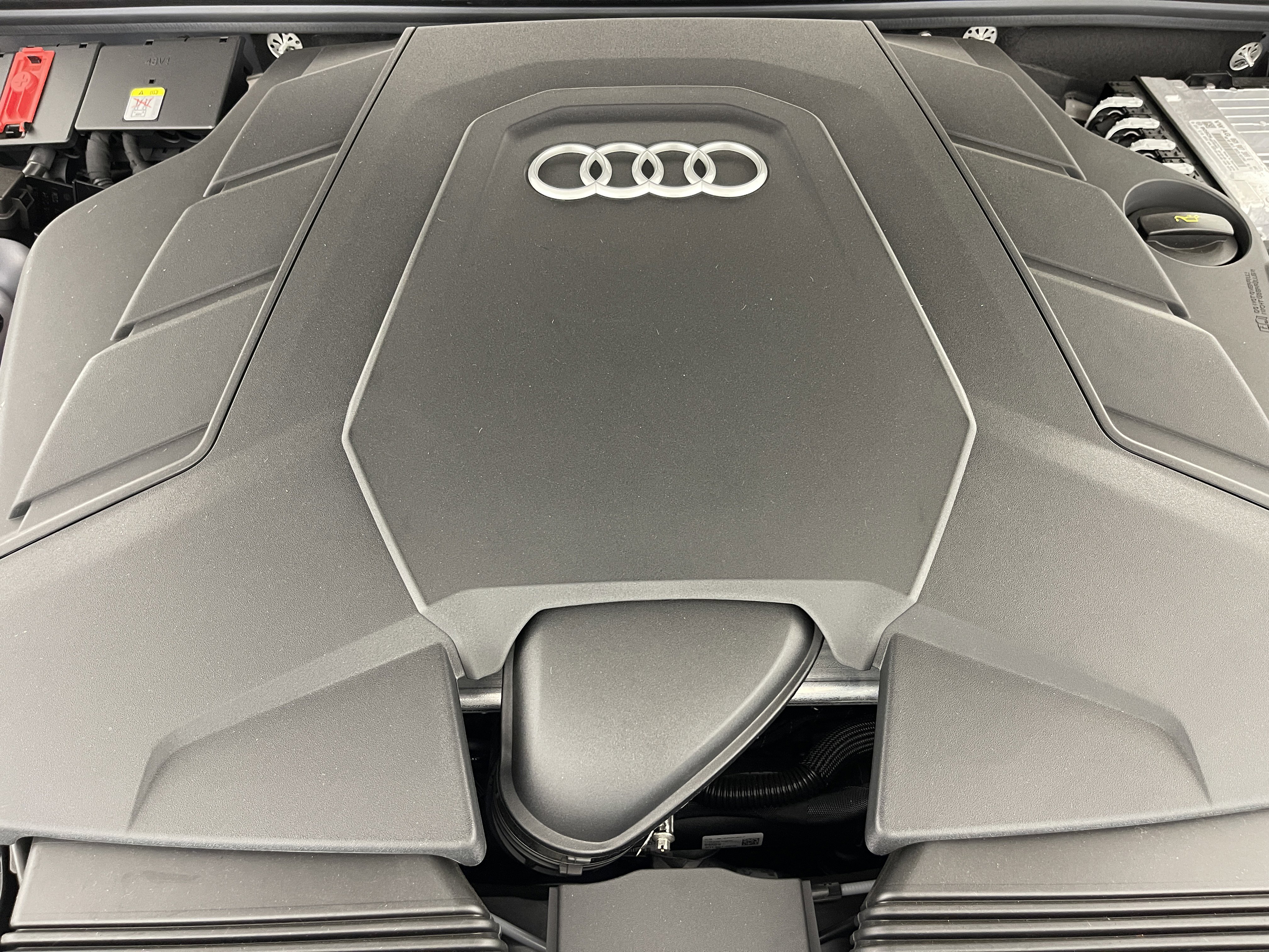 New 2025 Audi Q8 Premium Plus image 39