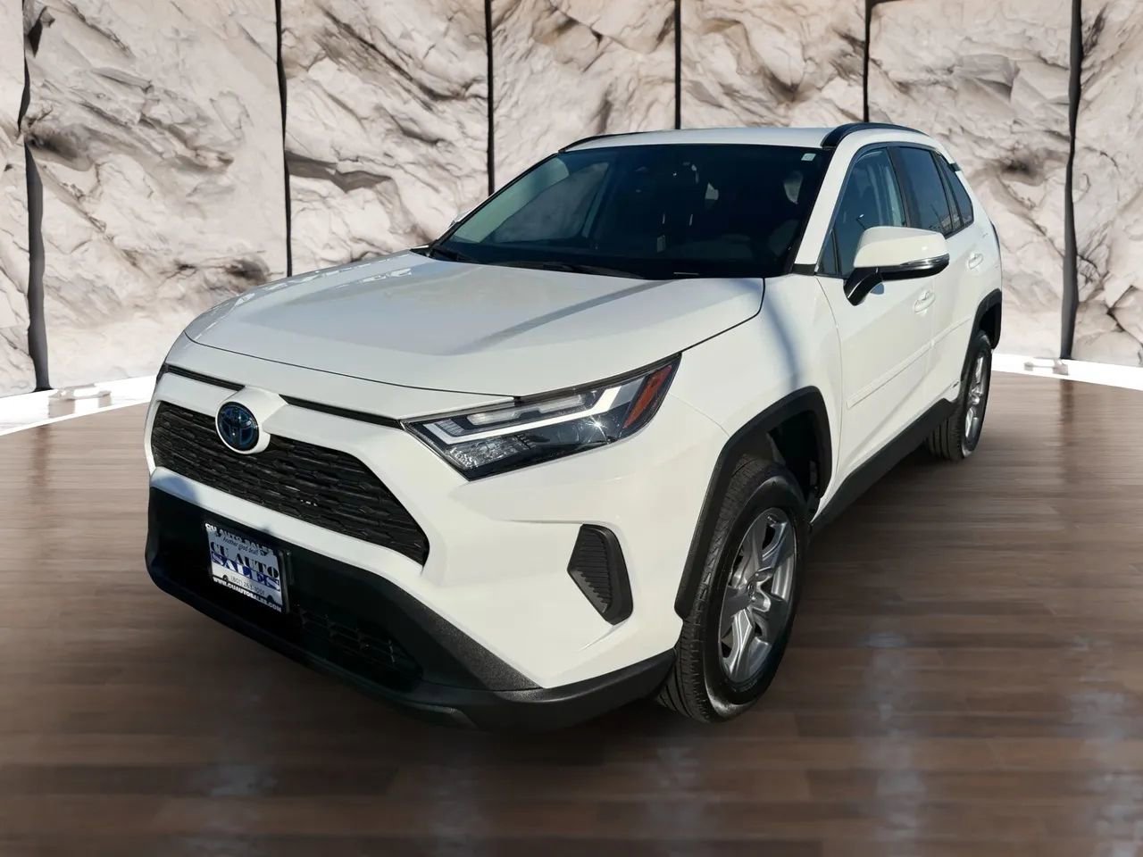 Used 2024 Toyota RAV4 LE image 1