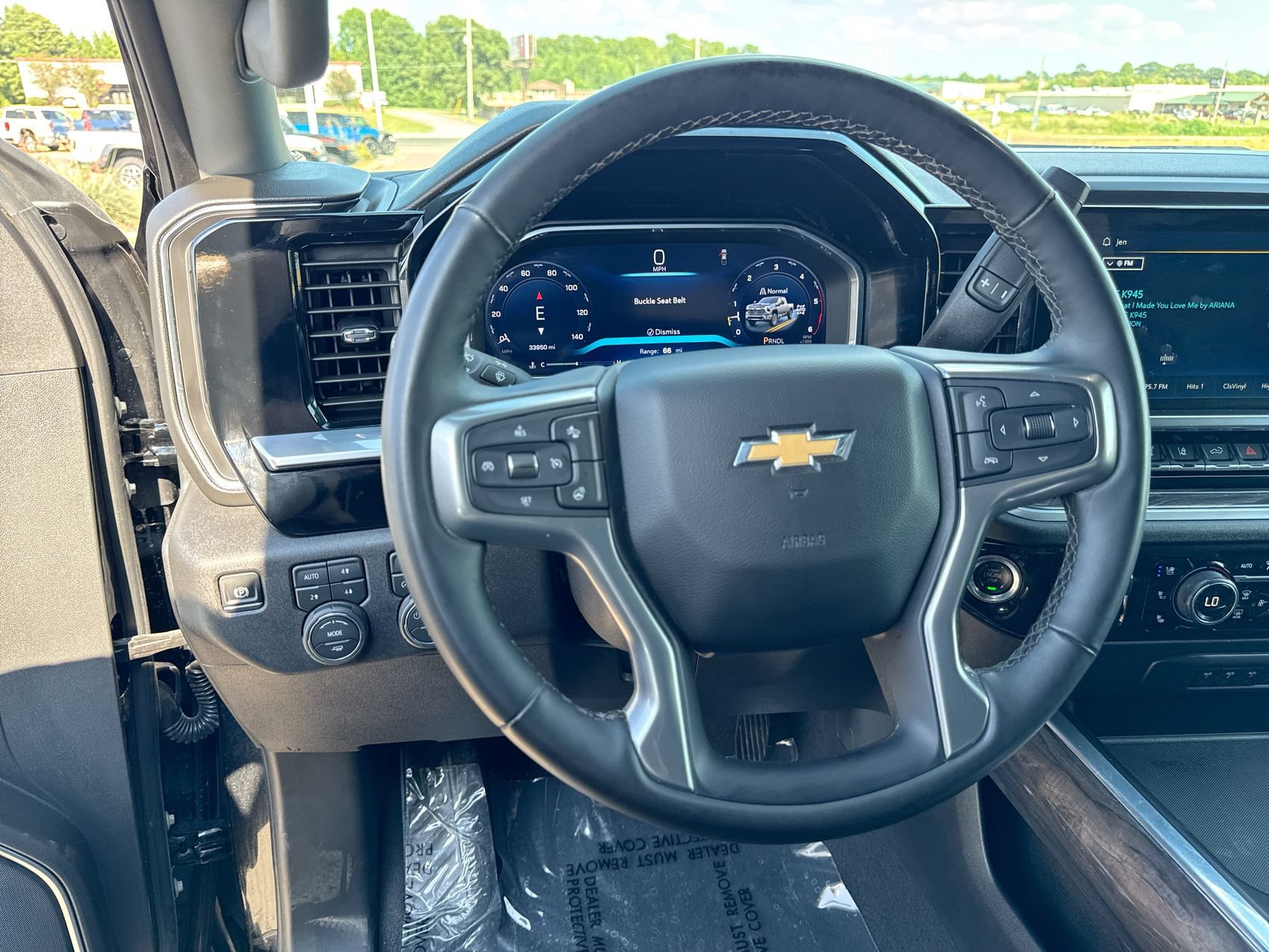 Used 2026 Chevrolet Silverado 3500 LTZ w/ LTZ Convenience Package AWD/4WD image 14