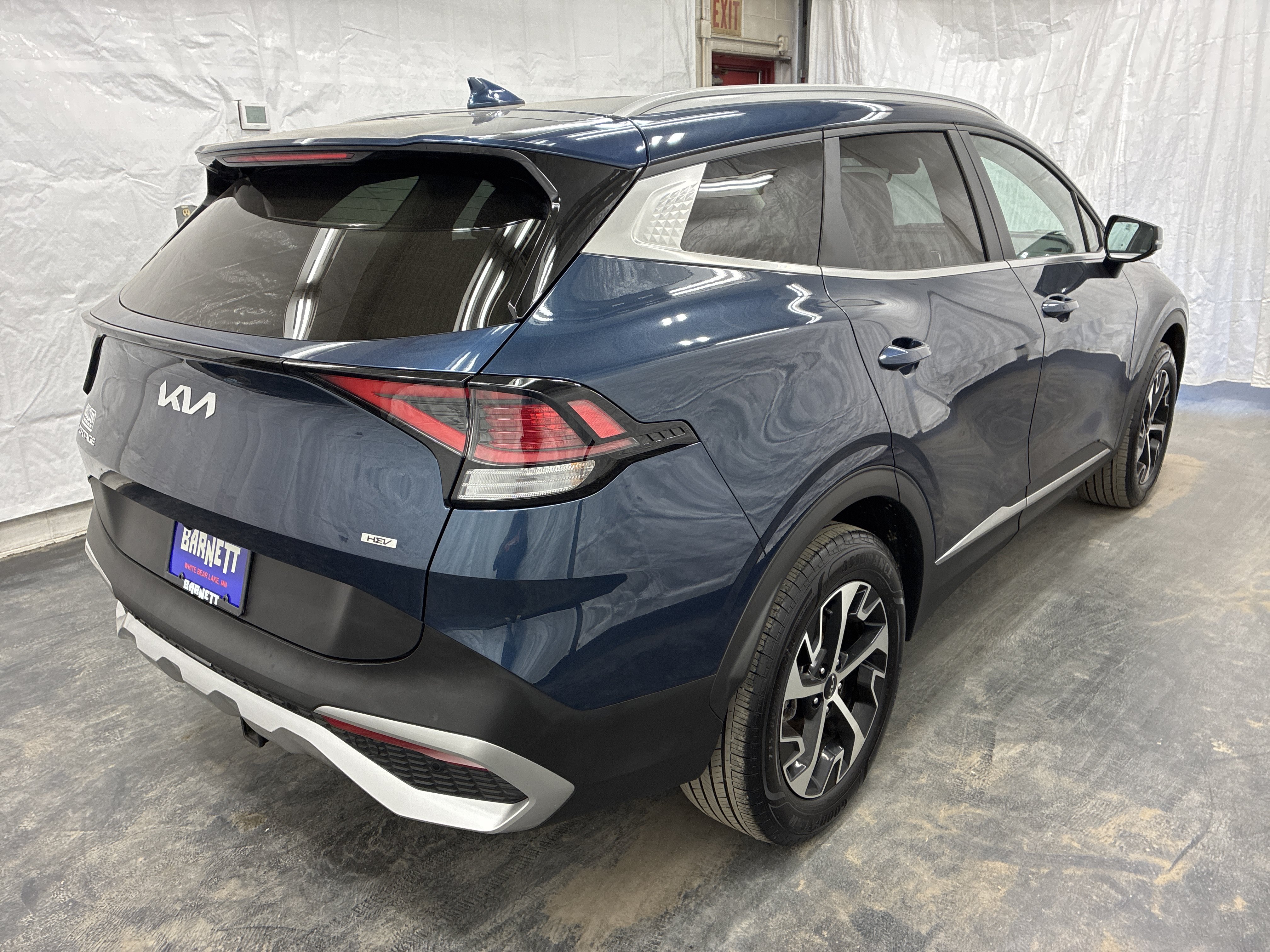 Certified 2023 Kia Sportage EX AWD/4WD image 5