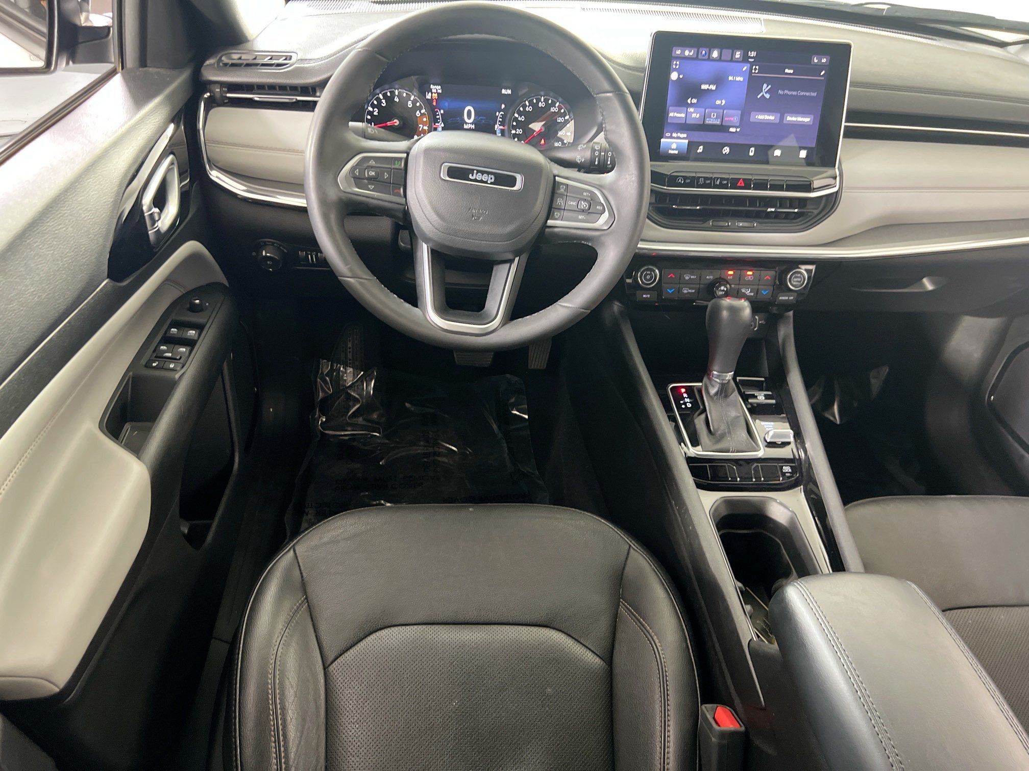 Used 2023 Jeep Compass Limited AWD/4WD image 21