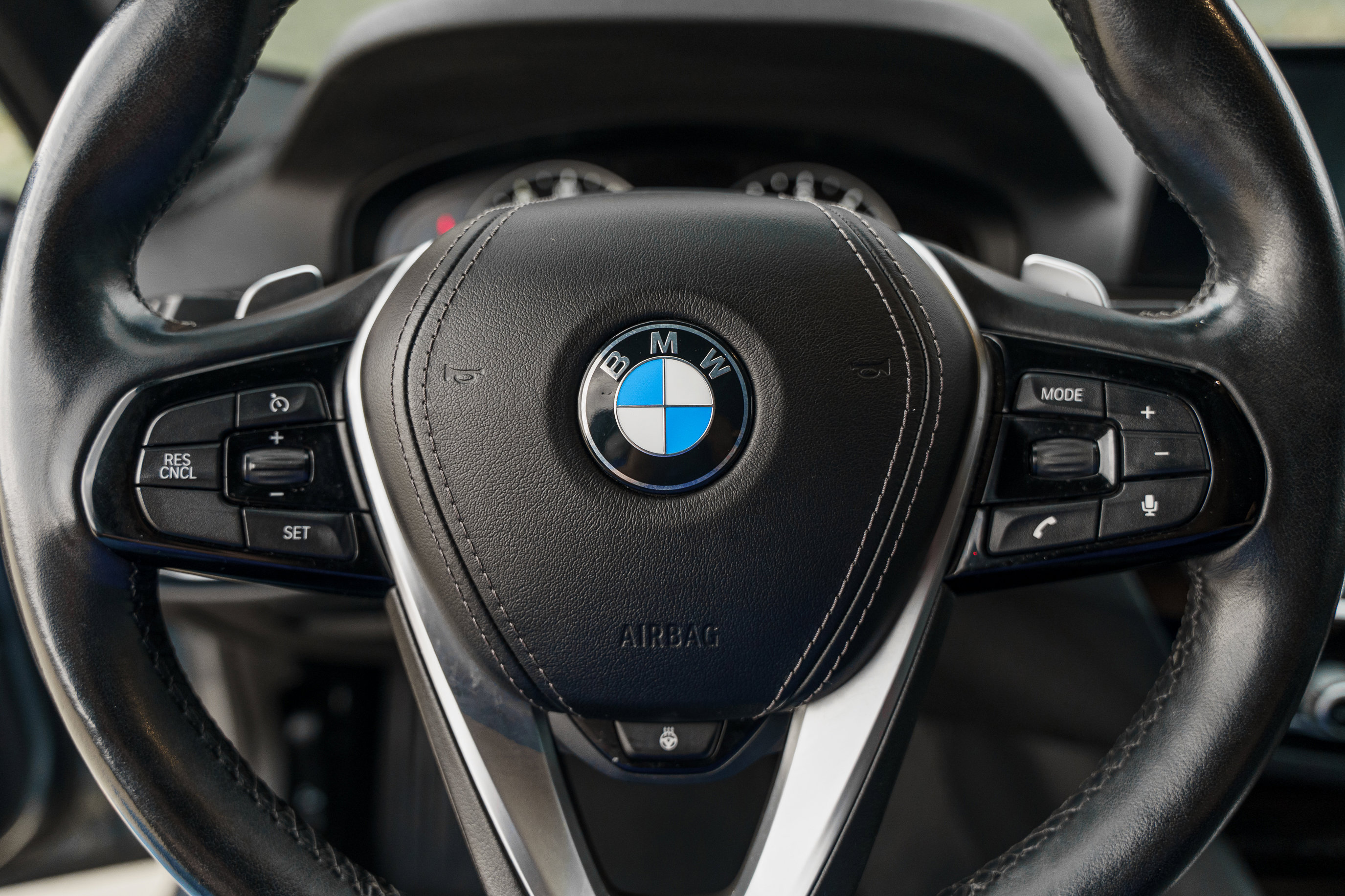 Used 2019 BMW 530i xDrive w/ Convenience Package image 16