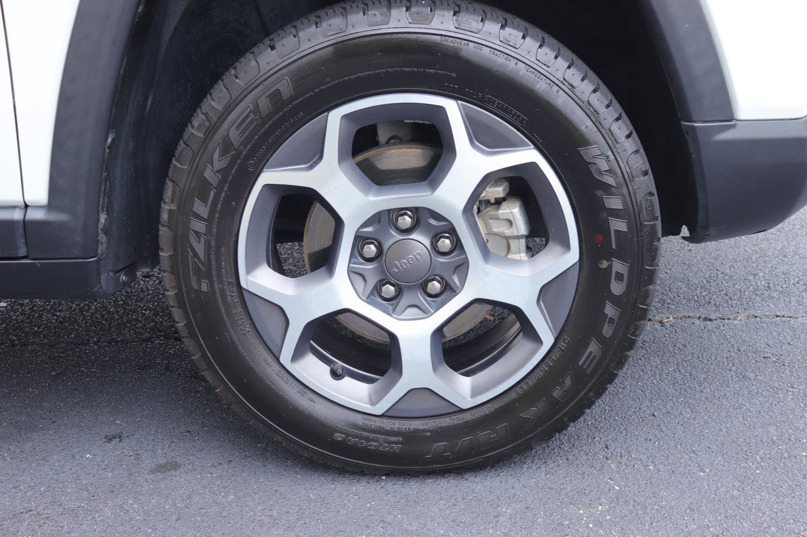 Used 2022 Jeep Compass Trailhawk image 41