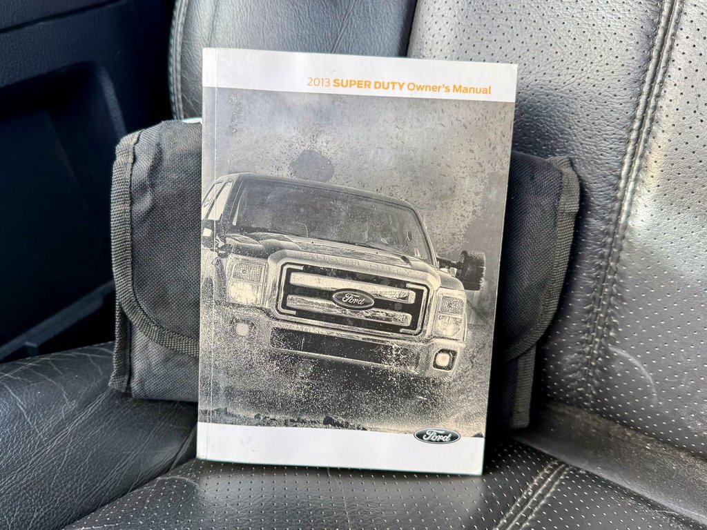 Used 2013 Ford F350 Lariat w/ Lariat Interior Pkg image 24