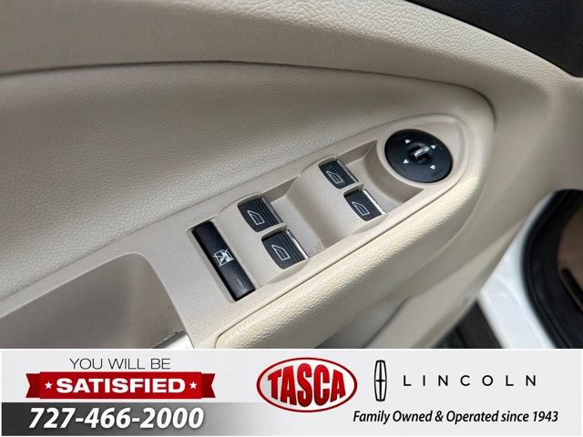 Used 2014 Ford Escape Titanium AWD/4WD image 12