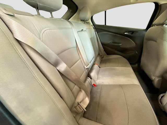 Used 2018 Chevrolet Cruze LT w/ Convenience Package FWD image 25