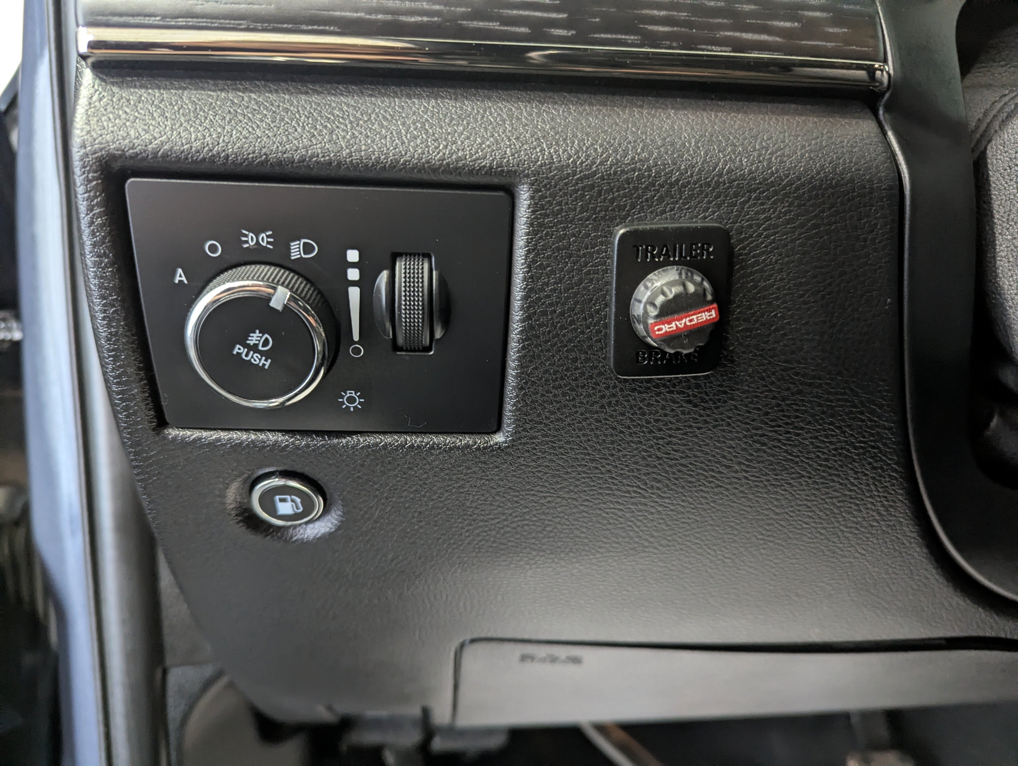 Used 2021 Jeep Grand Cherokee High Altitude AWD/4WD image 17