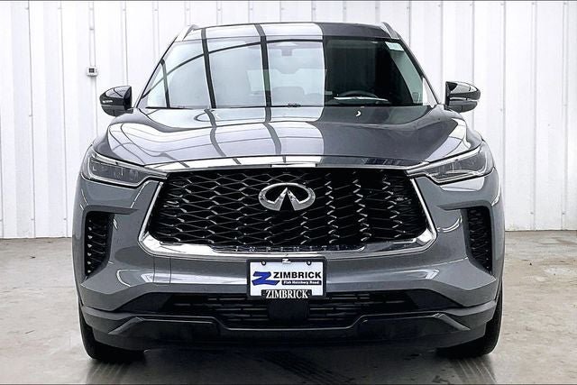 Certified 2025 INFINITI QX60 Luxe w/ Vision Package image 3
