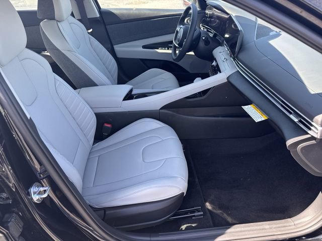 New 2026 Hyundai Elantra Limited FWD image 13