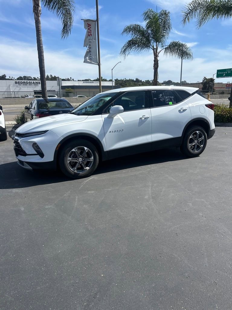 Used 2025 Chevrolet Blazer LT image 7