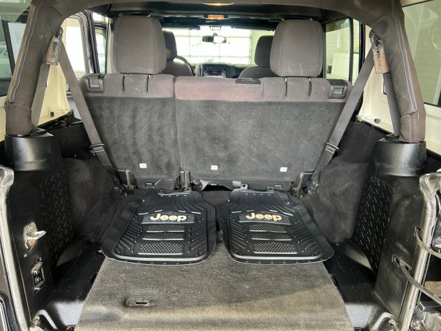 Used 2013 Jeep Wrangler Unlimited Sport image 10