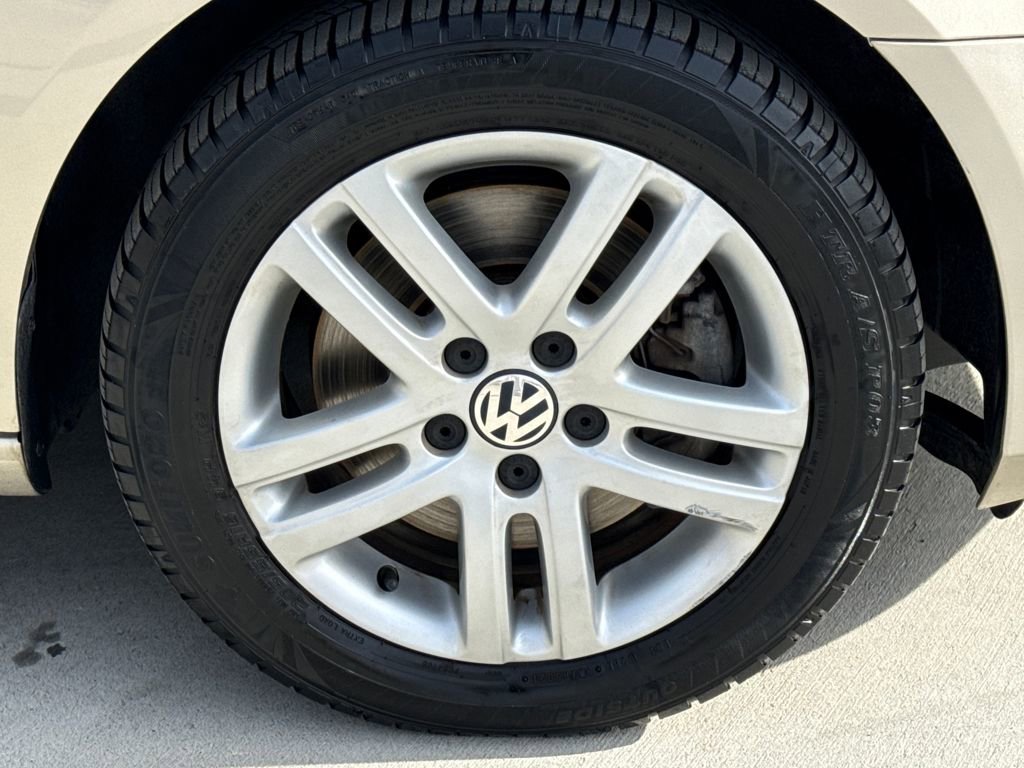 Used 2014 Volkswagen Jetta TDI image 11