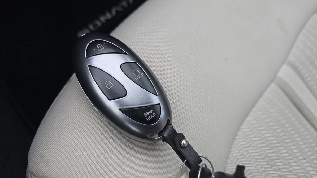 Used 2026 Hyundai Sonata SE FWD image 31