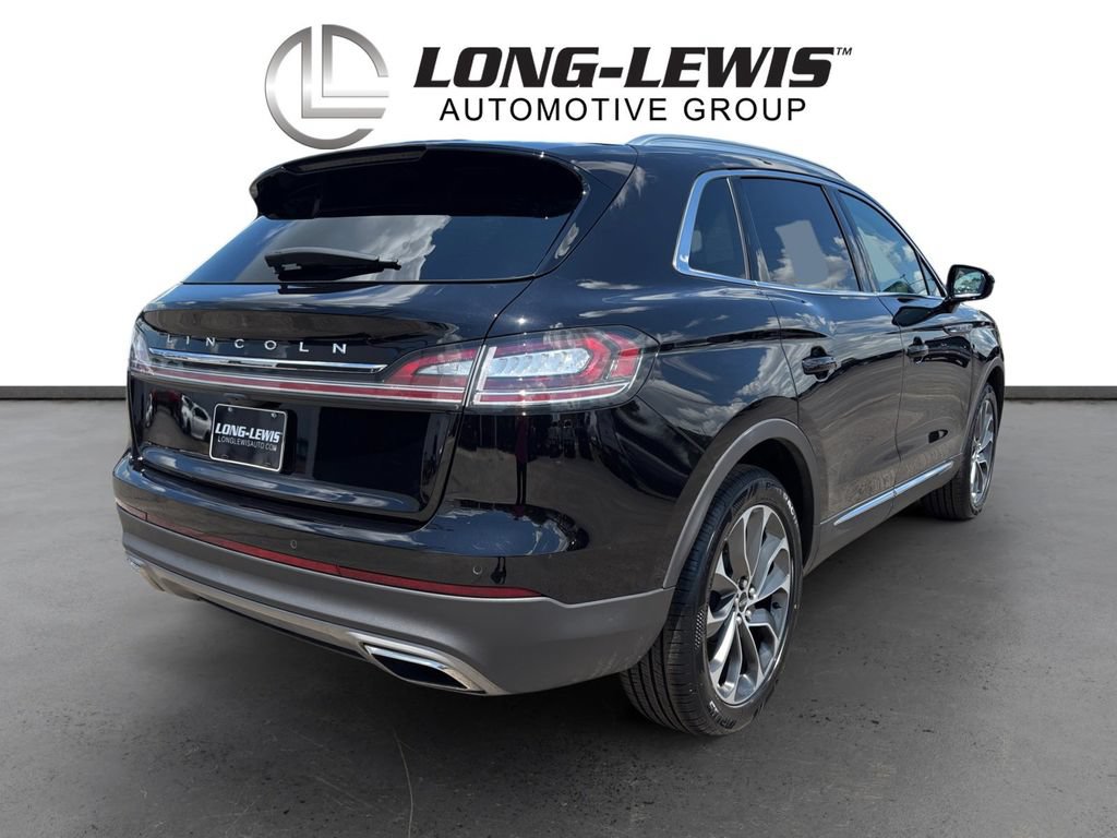Certified 2023 Lincoln Nautilus Reserve w/ Luxury Package AWD/4WD image 7