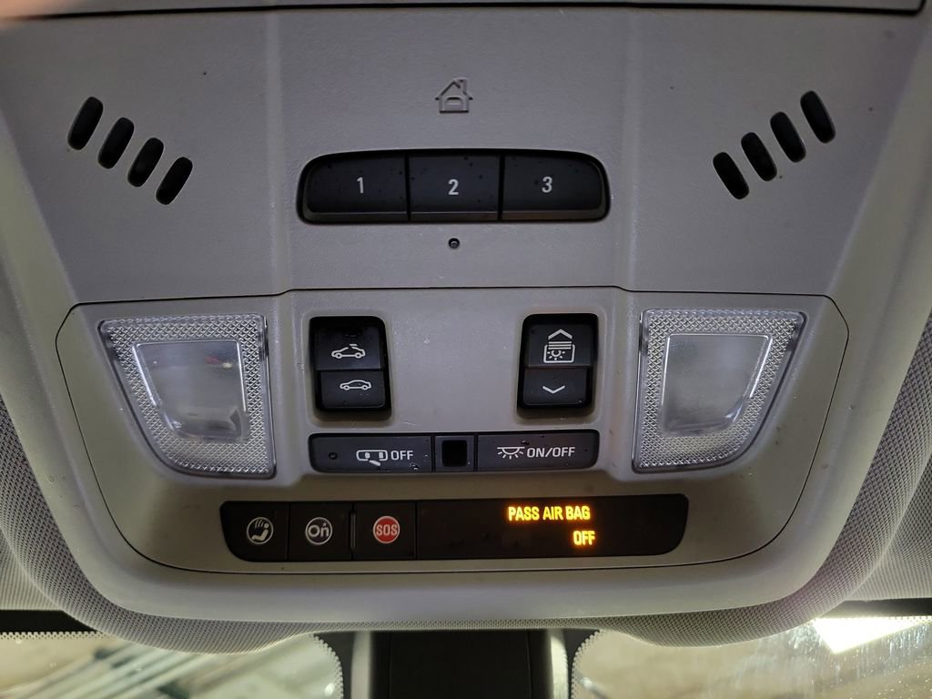 Used 2019 Chevrolet Equinox LT w/ Sun & Navigation Package image 23