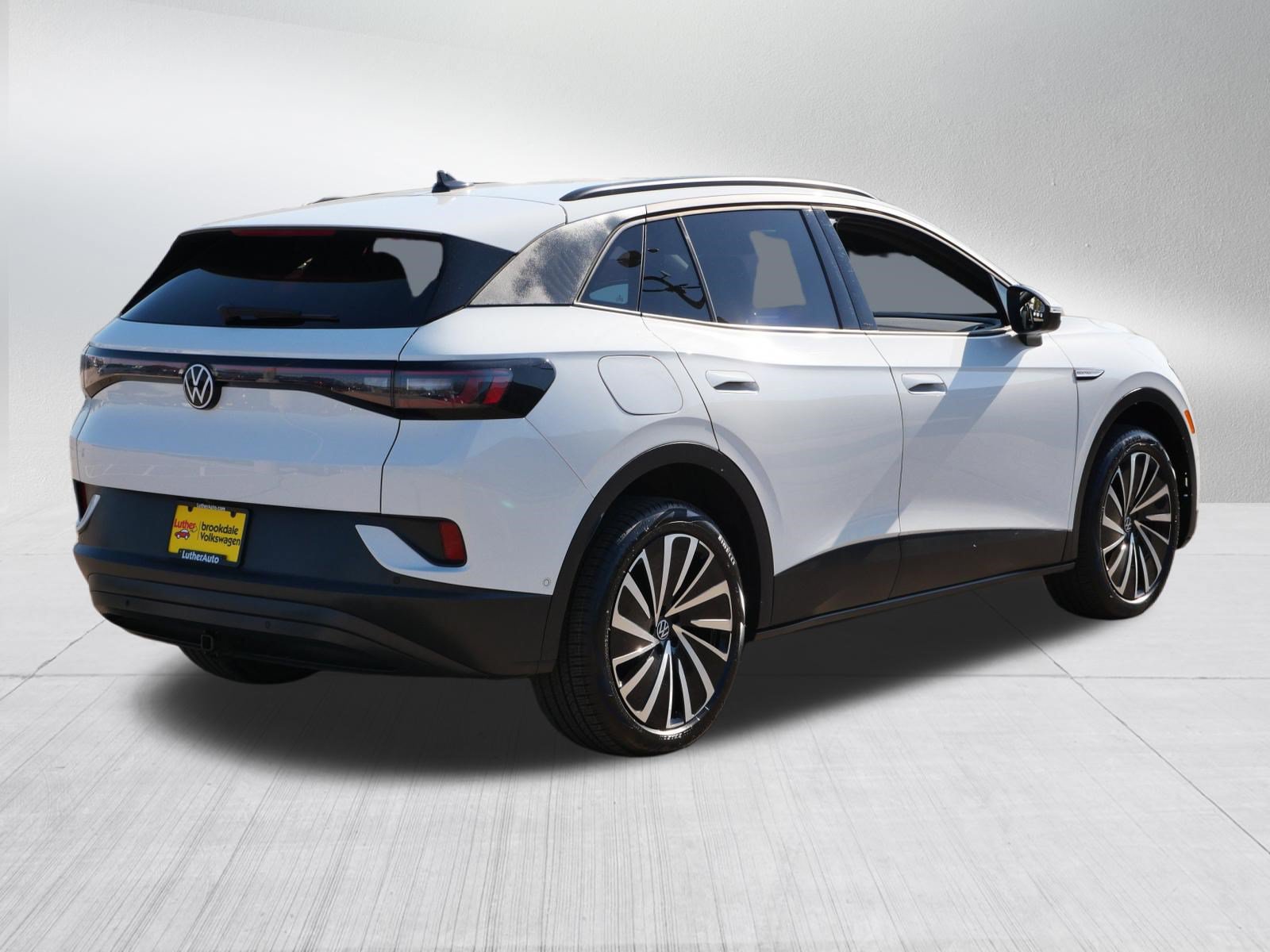 Certified 2024 Volkswagen ID.4 Pro AWD/4WD image 7