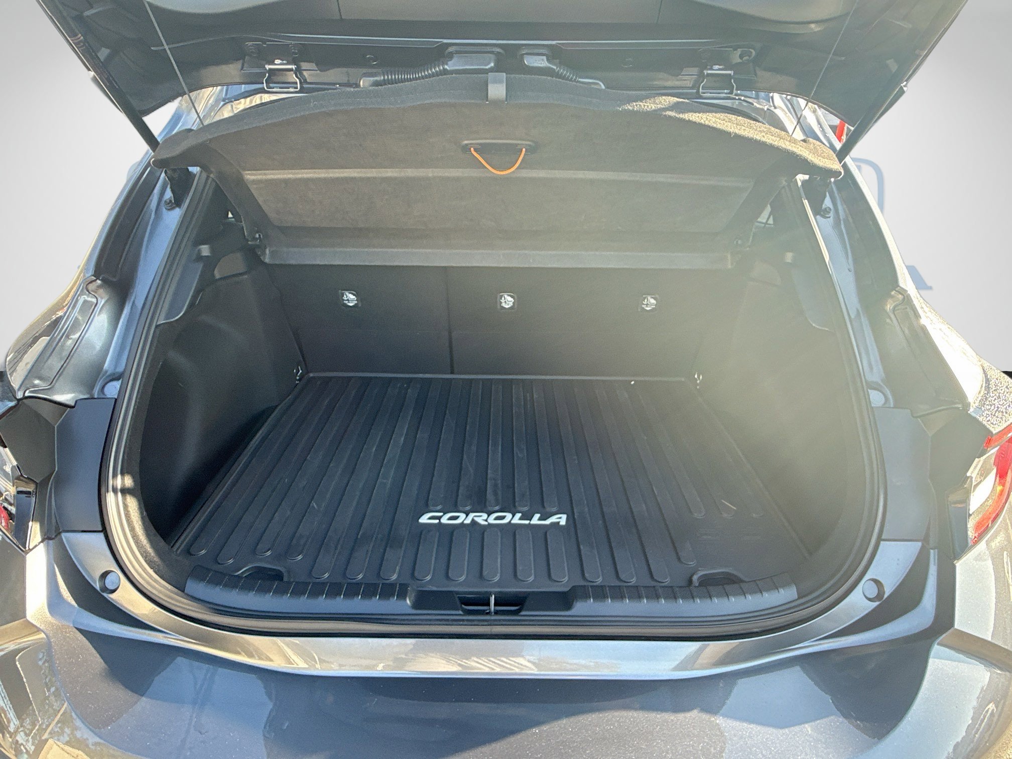 Used 2025 Toyota Corolla SE image 25