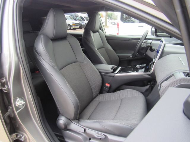 Used 2023 Toyota bZ4X XLE w/ Weather Package image 22