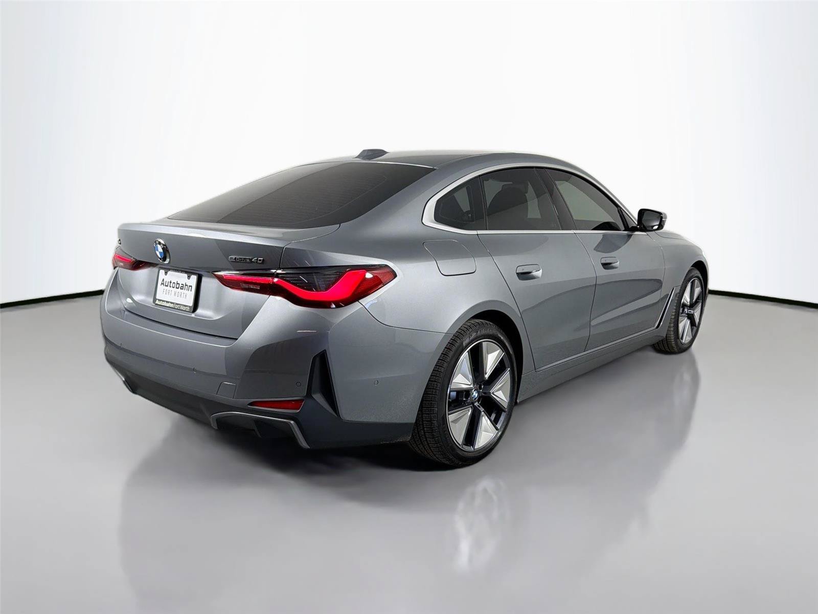 New 2026 BMW i4 eDrive40 w/ Premium Package RWD image 10
