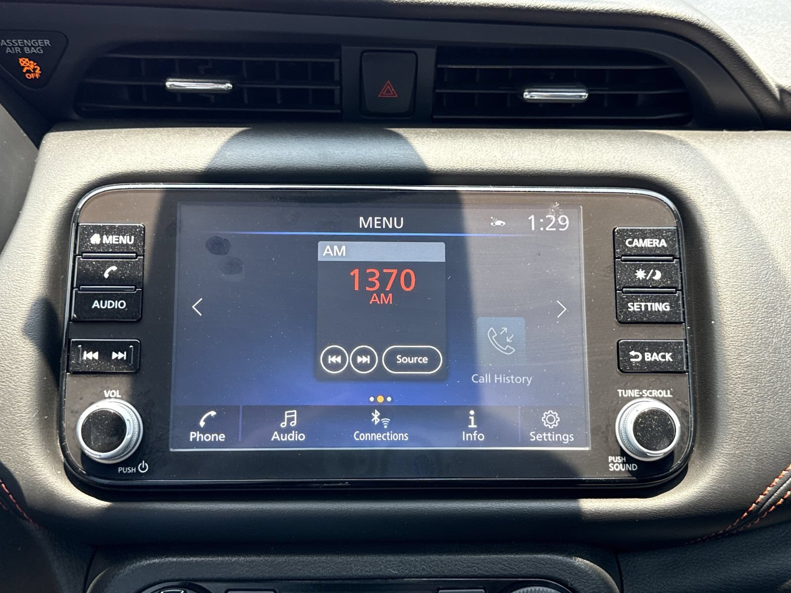 Used 2023 Nissan Kicks SR w/ SR Premium Package FWD image 22