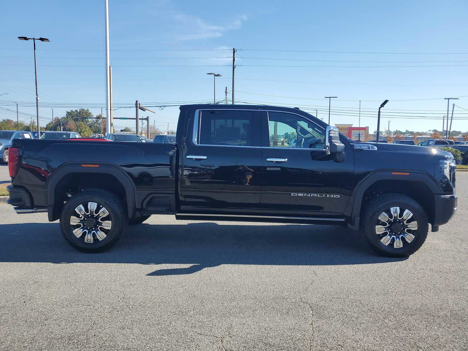 New 2026 GMC Sierra 3500 Denali w/ Technology Package image 7