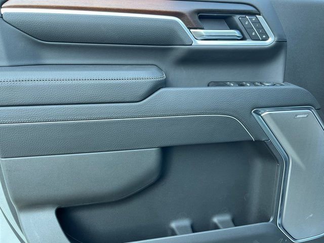 New 2026 GMC Sierra 2500 Denali w/ Denali Reserve Package image 9