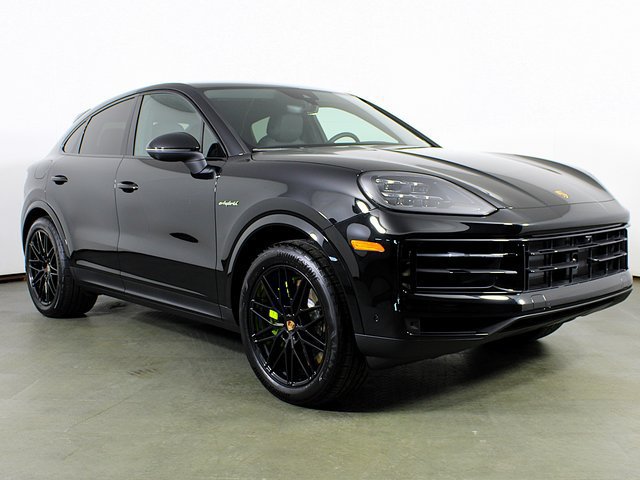 New 2026 Porsche Cayenne E-Hybrid Coupe AWD/4WD image 9