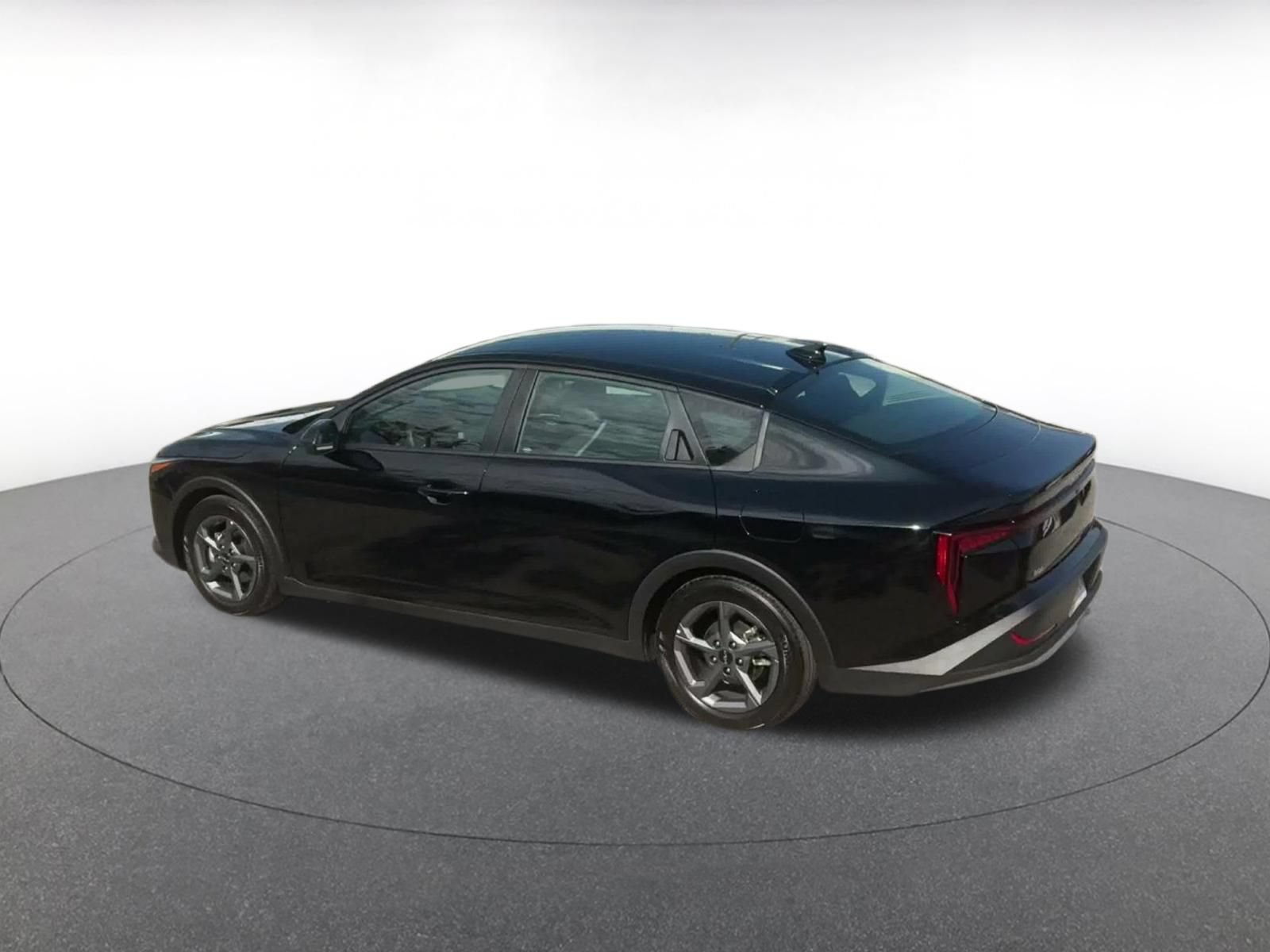Used 2026 Kia K4 FWD image 9