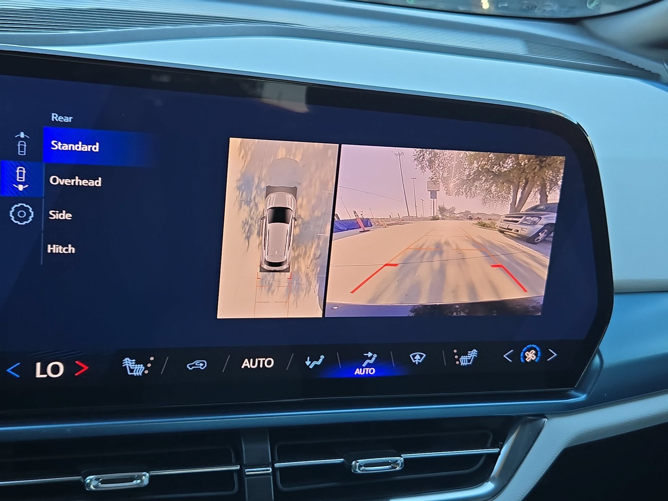 Certified 2024 Chevrolet Equinox EV LT w/ Active Safety Package 3 FWD image 16