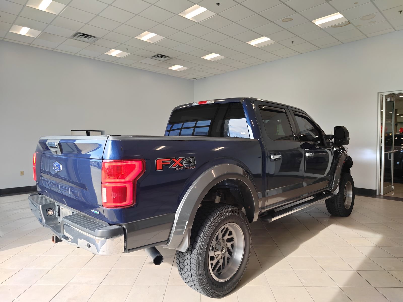 Used 2020 Ford F150 XLT w/ Equipment Group 302A Luxury AWD/4WD image 3