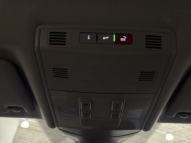 Certified 2024 Volkswagen Jetta SE FWD image 34